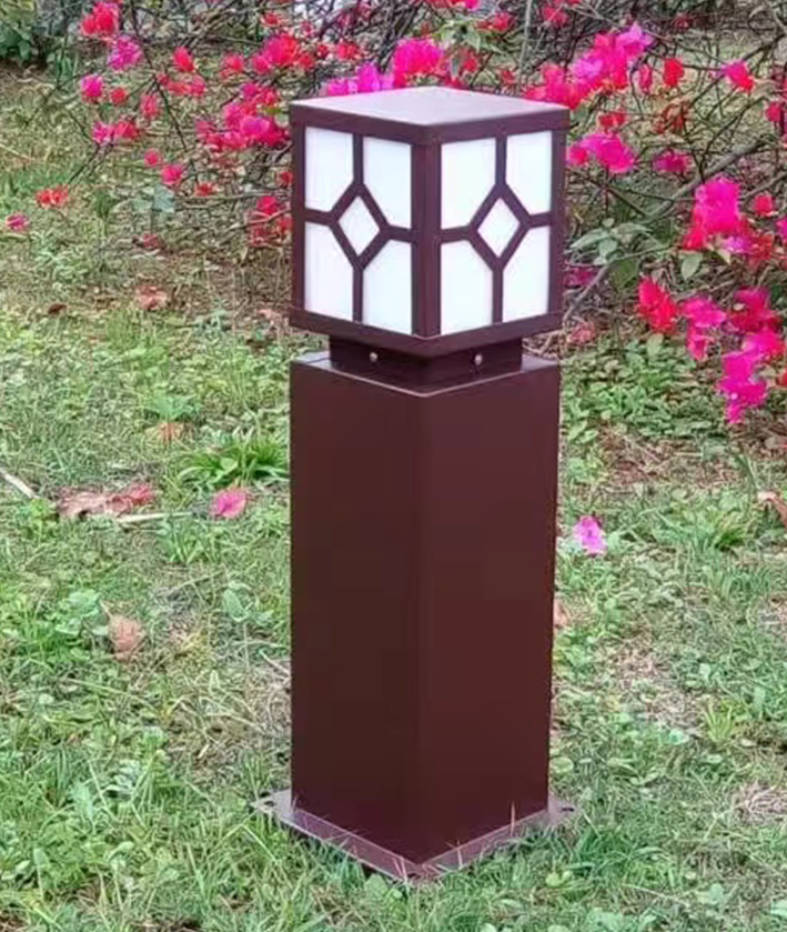 草坪燈