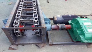 埋刮板（bǎn）鏈式輸送機_副本.jpg